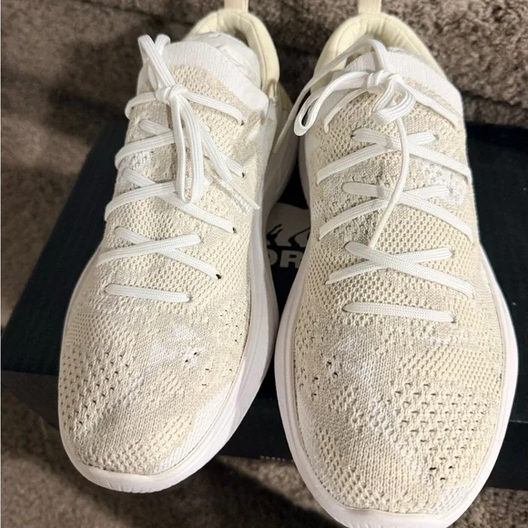 New nib Sorel beige sneakers ladies sz 7 awesome! - Picture 4 of 7